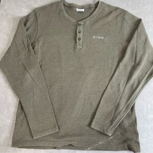 Columbia Men's Green Long Sleeve Thermal Henley